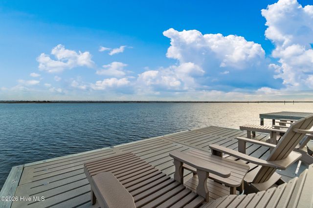 227 Back Street, Newport, NC 28570