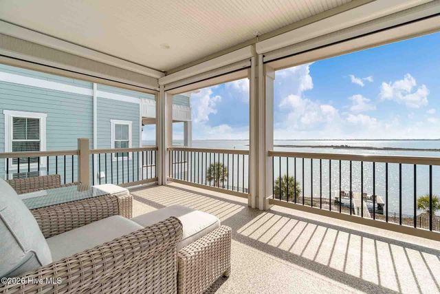 227 Back Street, Newport, NC 28570