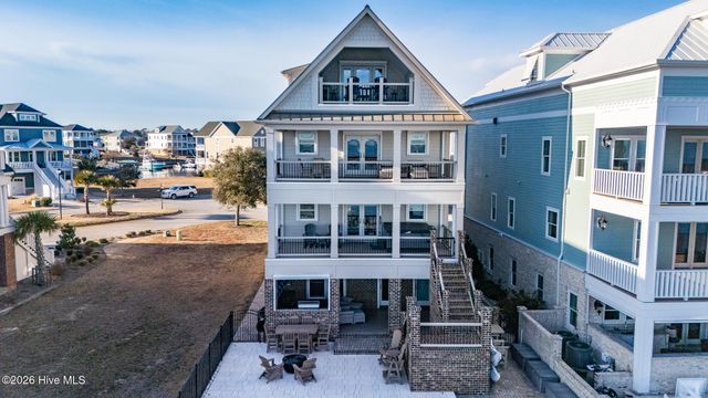 227 Back Street, Newport, NC 28570