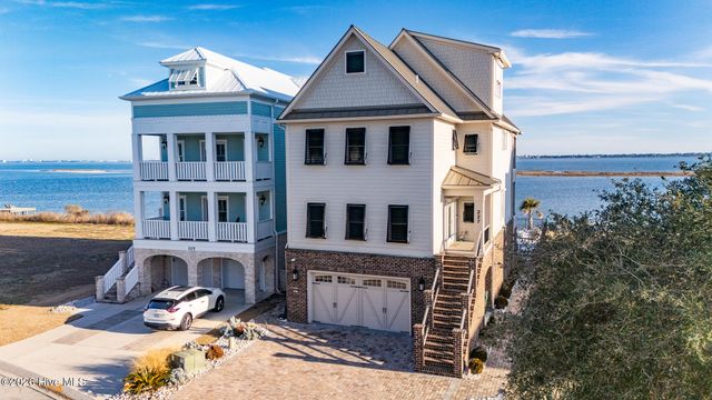227 Back Street, Newport, NC 28570