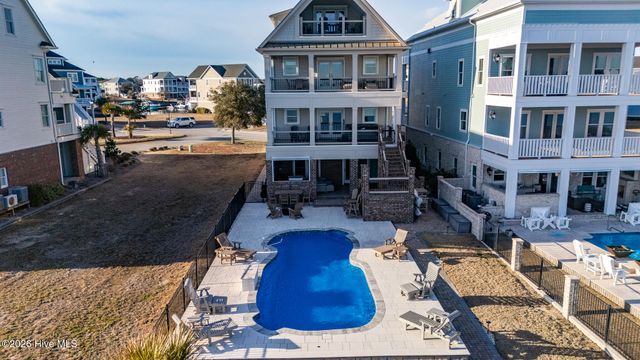 227 Back Street, Newport, NC 28570