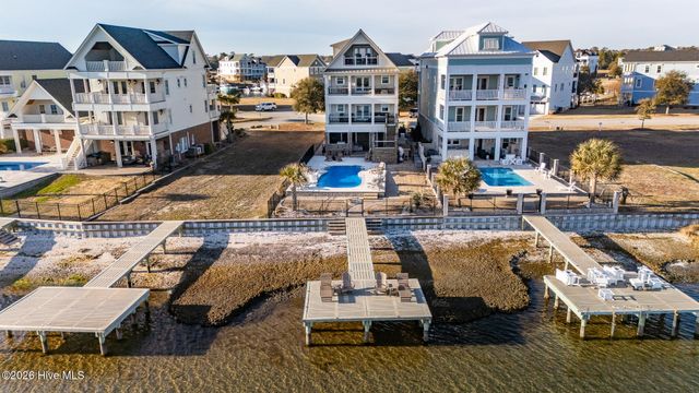 227 Back Street, Newport, NC 28570