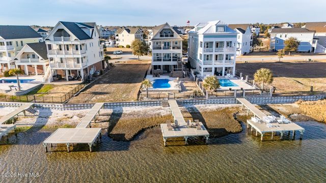 227 Back Street, Newport, NC 28570