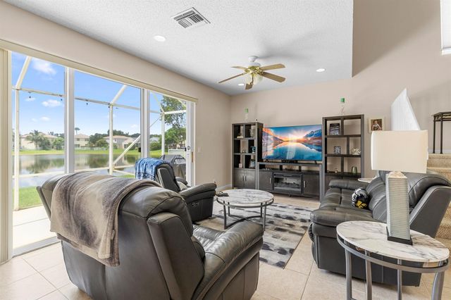 143 Hamilton Terrace, Royal Palm Beach, FL 33414