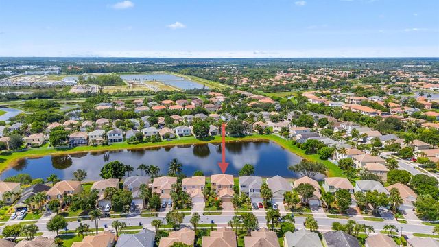 143 Hamilton Terrace, Royal Palm Beach, FL 33414