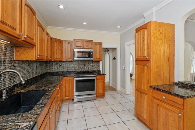 2127 Tower Ave, Superior, WI 54880