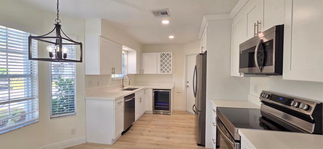 13150 Green Finch Terrace, Wellington, FL 33414