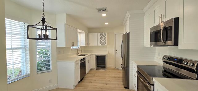 13150 Green Finch Terrace, Wellington, FL 33414