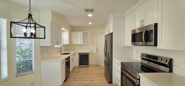 13150 Green Finch Terrace, Wellington, FL 33414