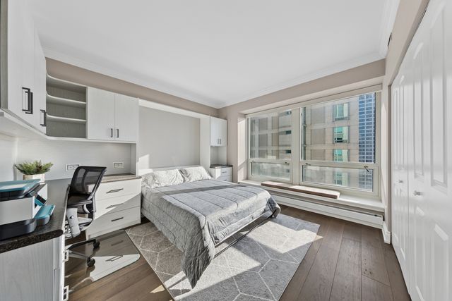 57 E Delaware Place 3906, Chicago, IL 60611