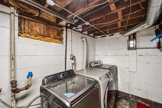 3826 52nd Street, Des Moines, IA 50310