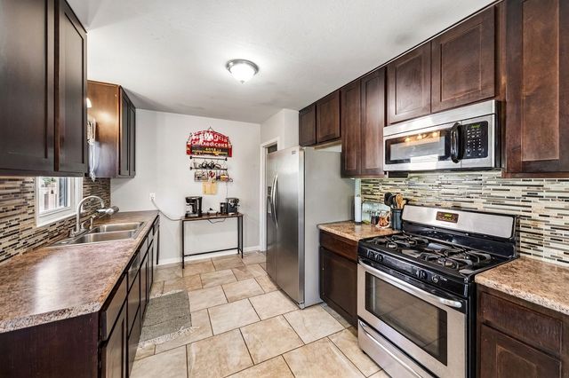 3826 52nd Street, Des Moines, IA 50310