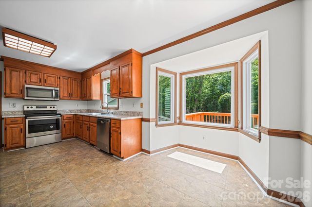 6520 Dougherty Drive, Charlotte, NC 28213