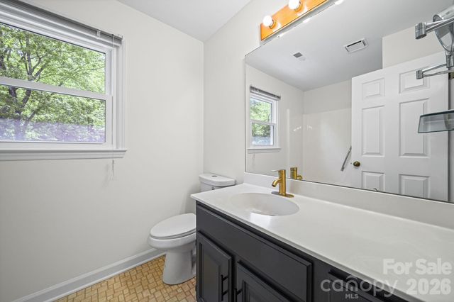 6520 Dougherty Drive, Charlotte, NC 28213