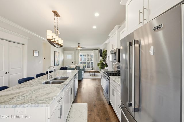 1701 Anchorage Ct, Prospect, KY 40059