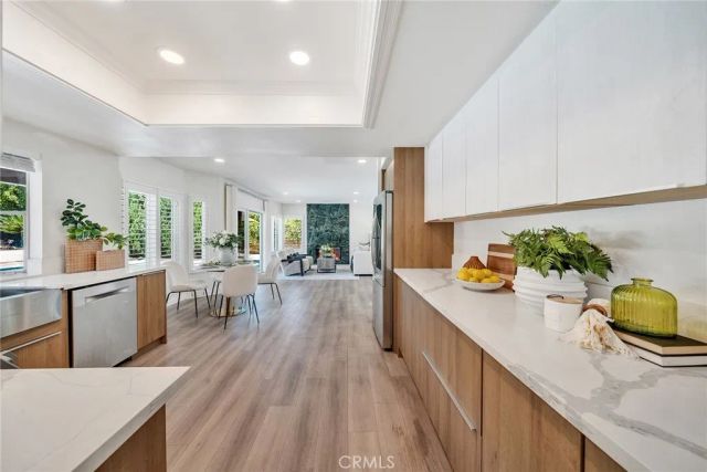 919 W 14th st, Upland, CA 91786