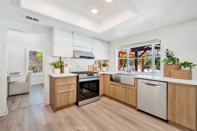 919 W 14th st, Upland, CA 91786