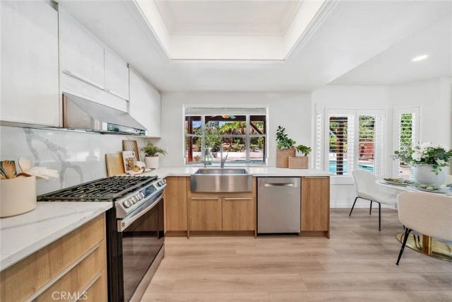 919 W 14th st, Upland, CA 91786