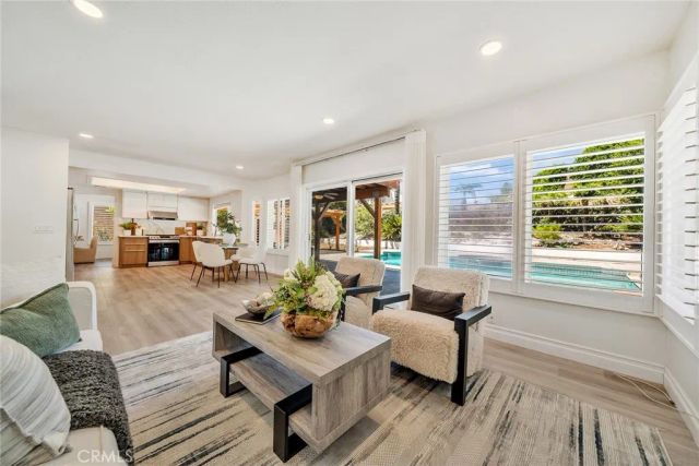 919 W 14th st, Upland, CA 91786