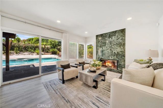 919 W 14th st, Upland, CA 91786