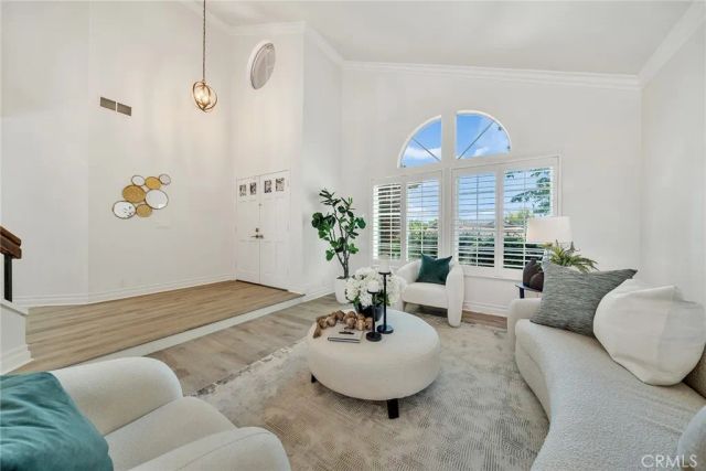 919 W 14th st, Upland, CA 91786