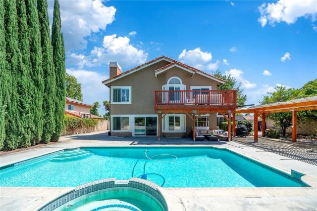 919 W 14th st, Upland, CA 91786