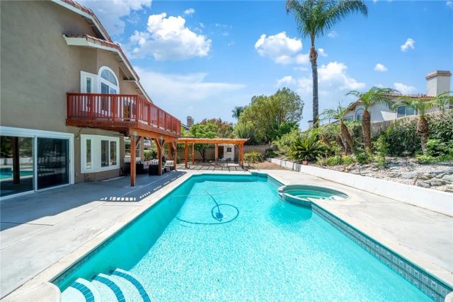 919 W 14th st, Upland, CA 91786