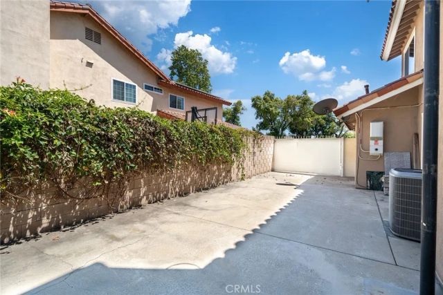 919 W 14th st, Upland, CA 91786