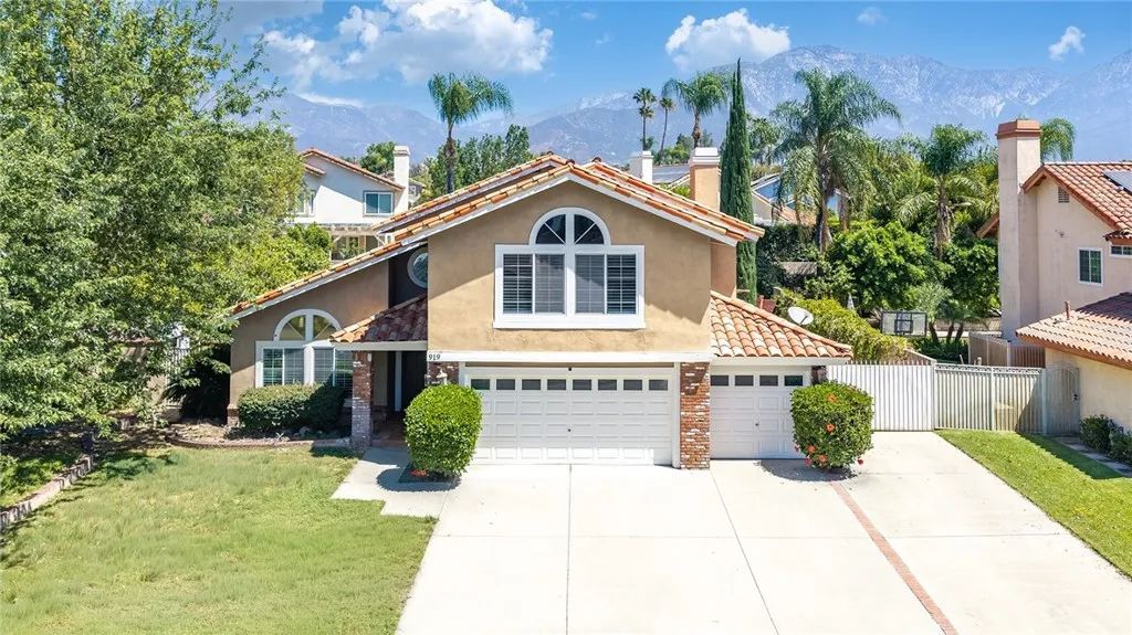919 W 14th st, Upland, CA 91786