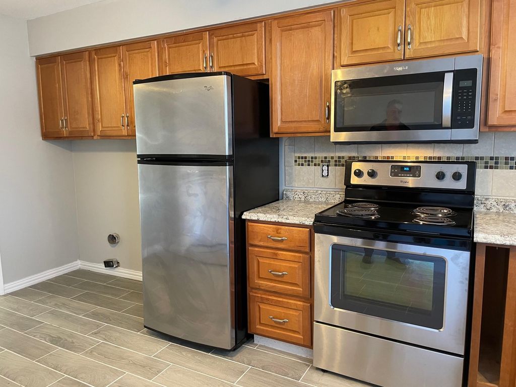 6401 Deihl Road 202, Houston, TX 77092