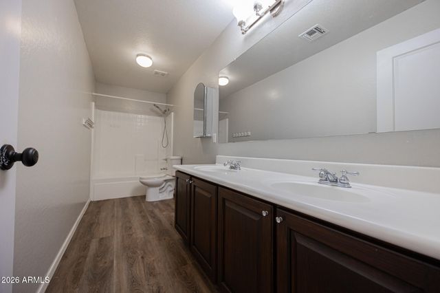 1861 E PATRICK Lane, Phoenix, AZ 85024