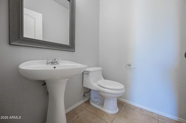 1861 E PATRICK Lane, Phoenix, AZ 85024