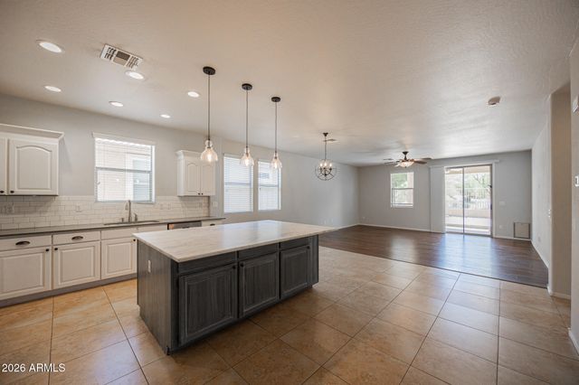 1861 E PATRICK Lane, Phoenix, AZ 85024