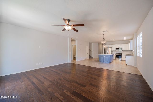 1861 E PATRICK Lane, Phoenix, AZ 85024