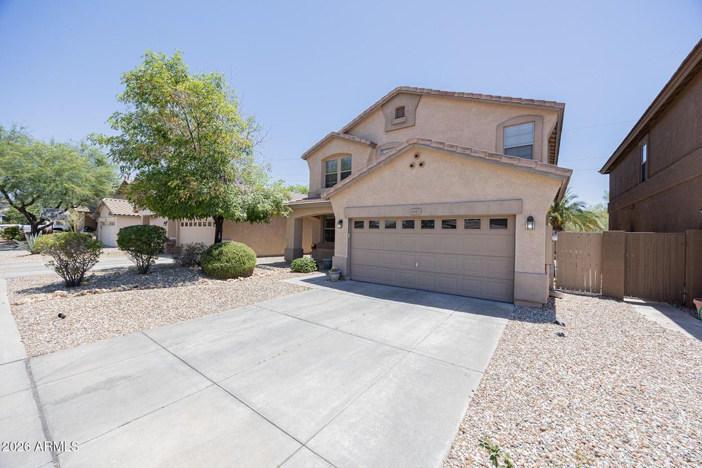 1861 E PATRICK Lane, Phoenix, AZ 85024