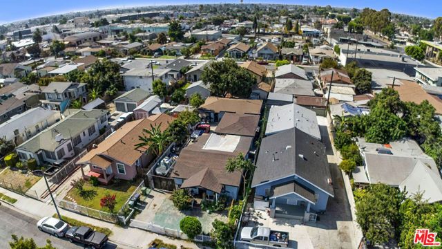 1526 E 77th Place, Los Angeles, CA 90001