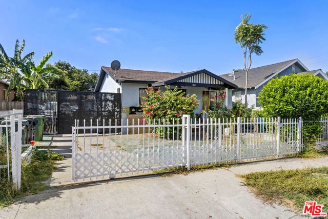 1526 E 77th Place, Los Angeles, CA 90001