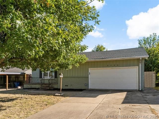5730 E 24th Place, Tulsa, OK 74114