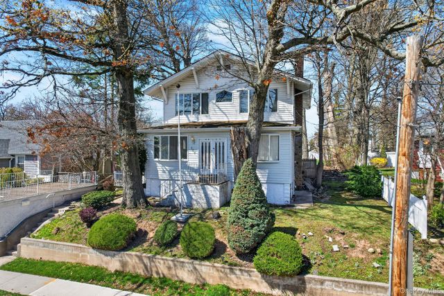 189 Katan Avenue, Staten Island, NY 10308