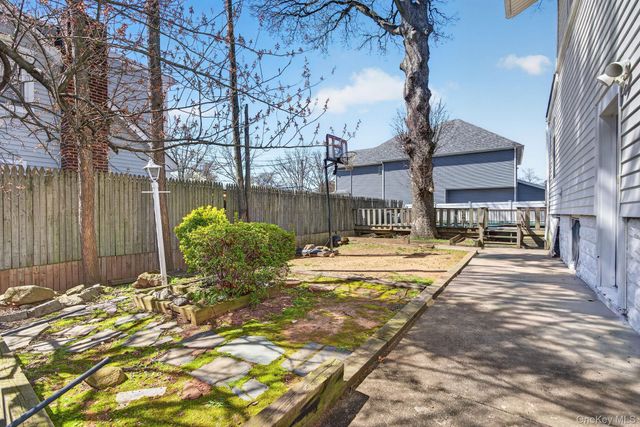 189 Katan Avenue, Staten Island, NY 10308