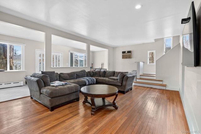 189 Katan Avenue, Staten Island, NY 10308
