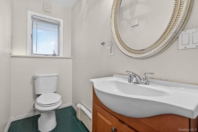 189 Katan Avenue, Staten Island, NY 10308