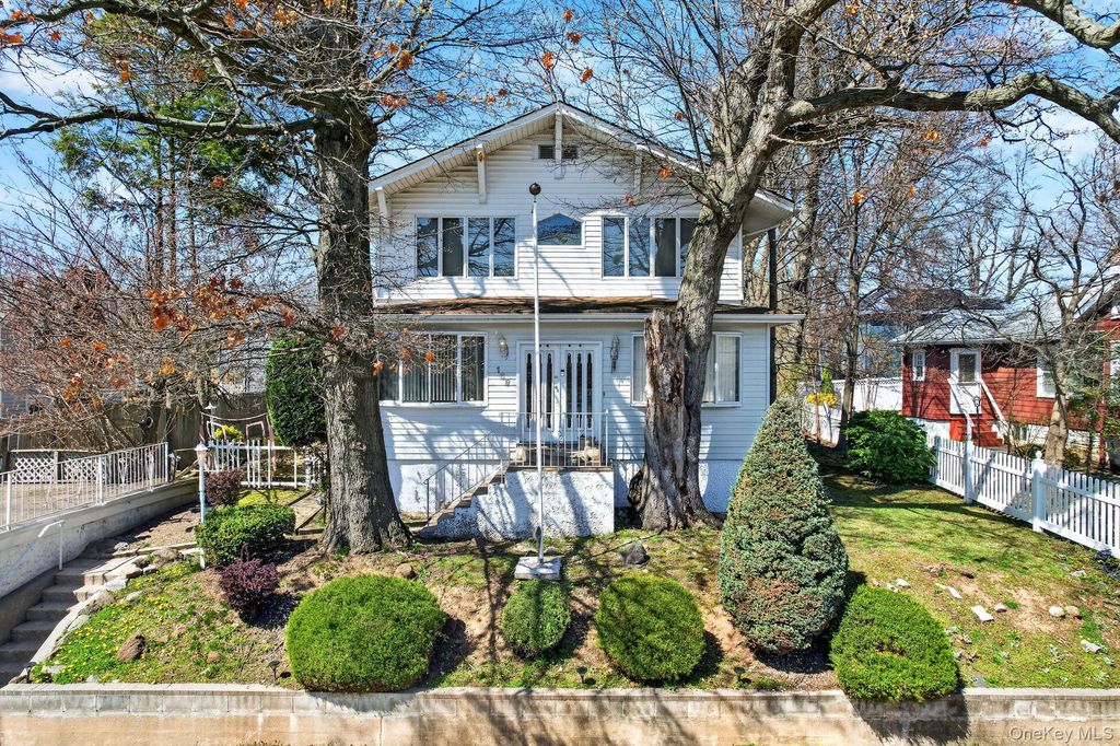 189 Katan Avenue, Staten Island, NY 10308