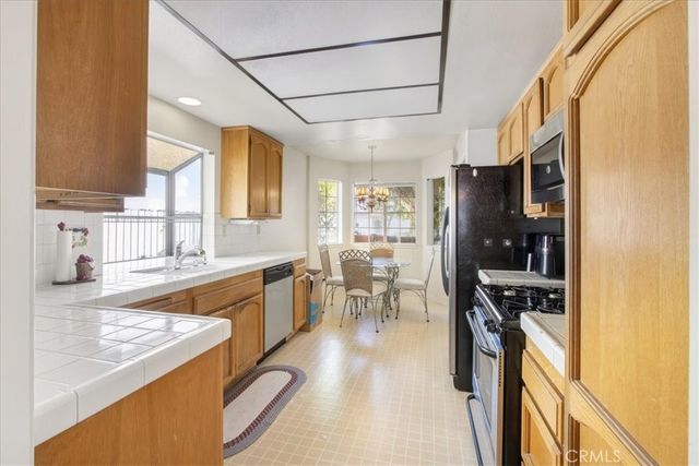 12223 Shady Hollow, Porter Ranch, CA 91326