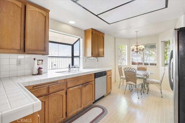 12223 Shady Hollow, Porter Ranch, CA 91326