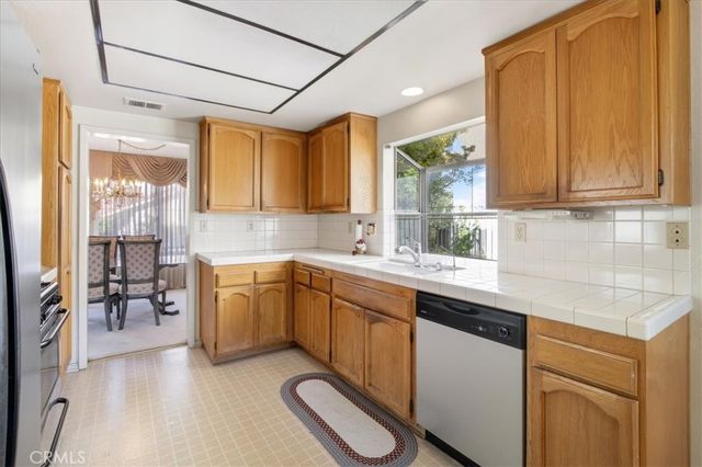 12223 Shady Hollow, Porter Ranch, CA 91326