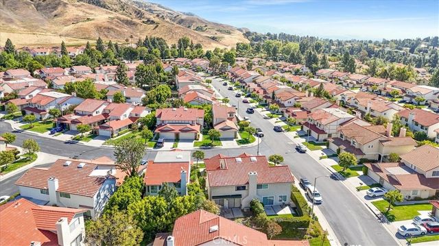 12223 Shady Hollow, Porter Ranch, CA 91326