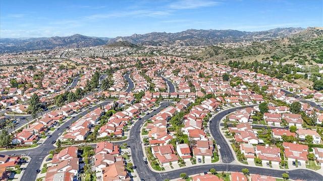 12223 Shady Hollow, Porter Ranch, CA 91326