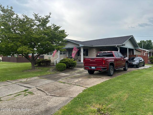 5616 Barksdale Dr, Louisville, KY 40258