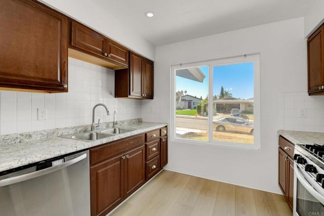178 Harrison Street, Oceanside, CA 92057